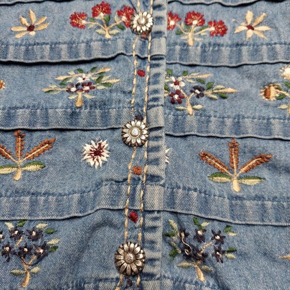 ☆☆SOLD☆☆ New Directions Vintage Women's Denim Chambray Floral Embroidered Vest - Picture 3 of 6
